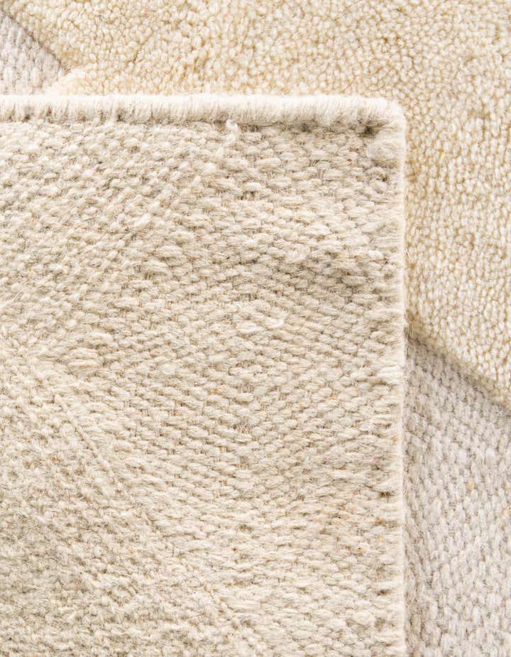 8' x 10' Hand Woven Lattice Wool Rug