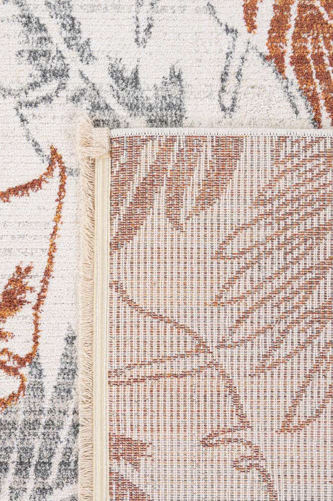 5' 4 x 8' Lola Rug
