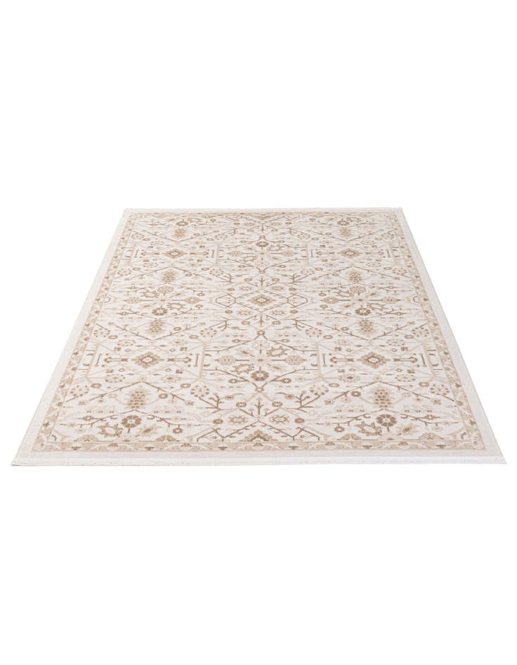 Detail image of 5' 4 x 7' 8 Lola Rug