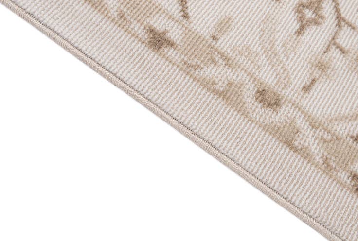 Detail image of 5' 4 x 7' 8 Lola Rug