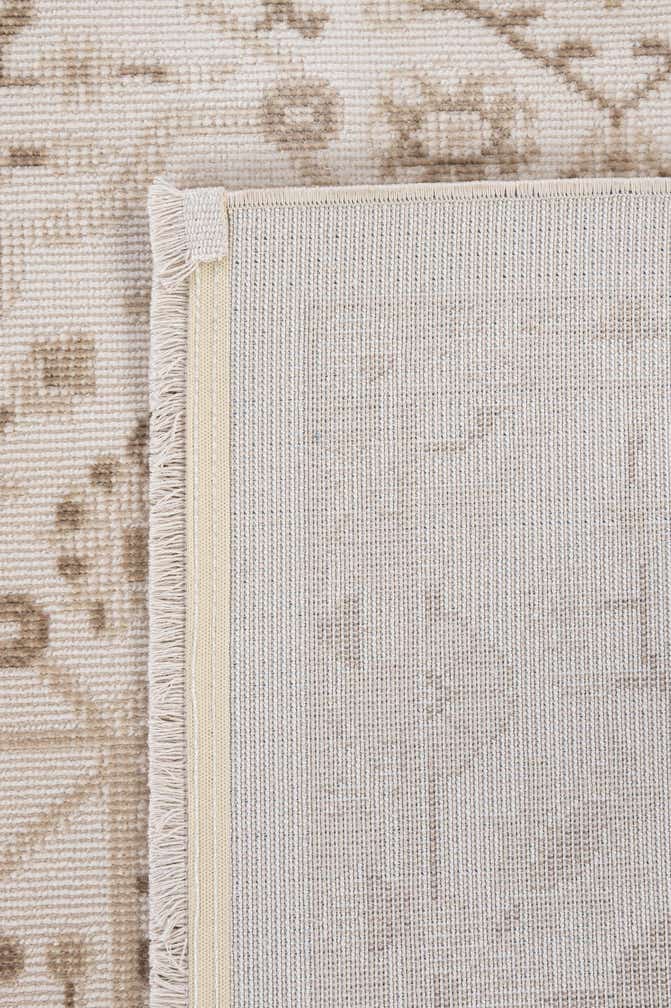5' 4 x 7' 8 Lola Rug