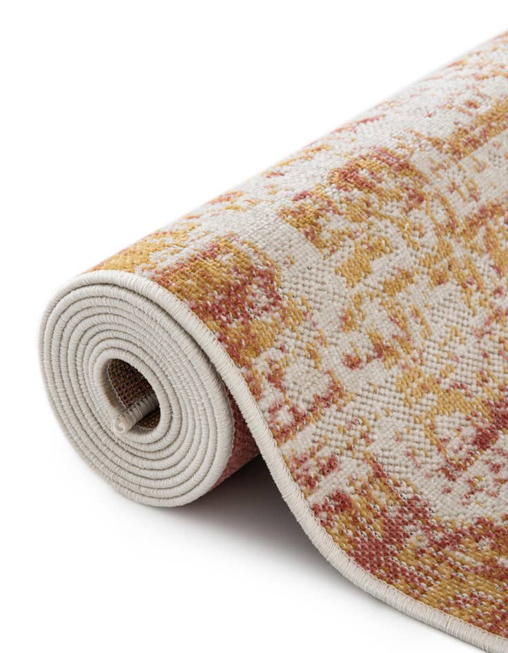 Detail image of 4' x 6' Lucerne Rug
