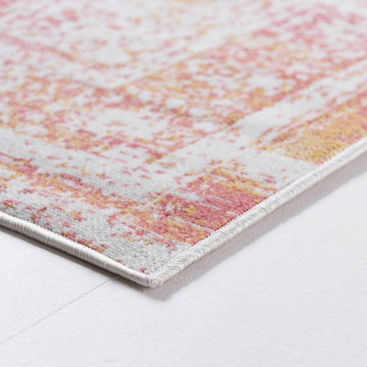 Detail image of 4' x 6' Lucerne Rug