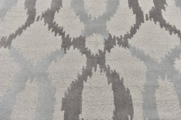 Detail image of 5' x 8' Luna Wool Rug