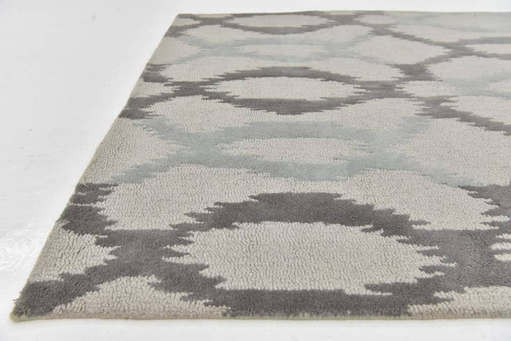 Detail image of 5' x 8' Luna Wool Rug
