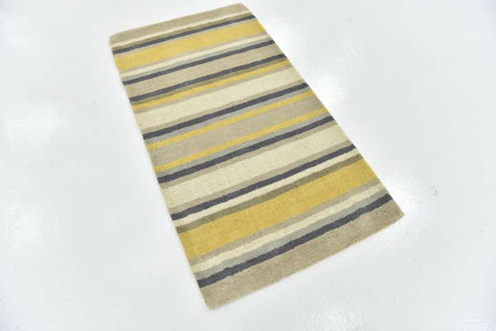 2' 8 x 4' 10 Luna Wool Rug
