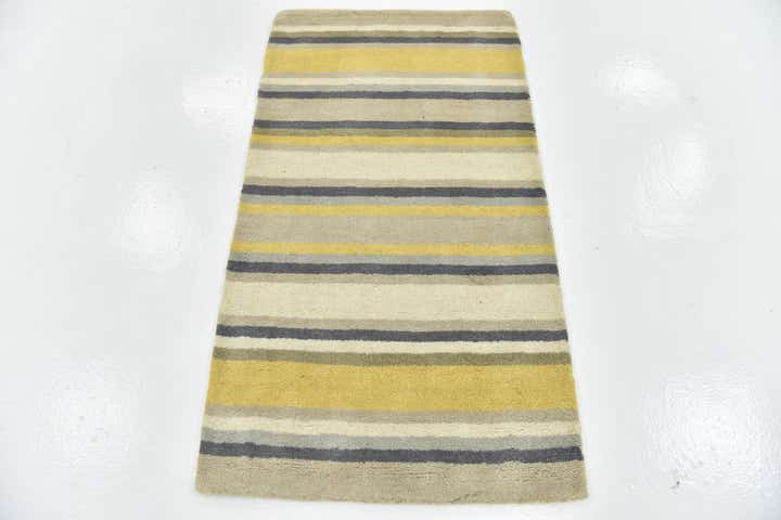 2' 8 x 4' 10 Luna Wool Rug