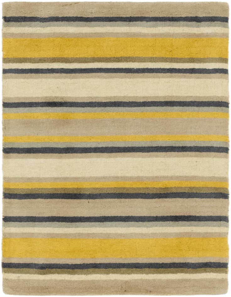 Detail image of 2' 8 x 4' 10 Luna Wool Rug