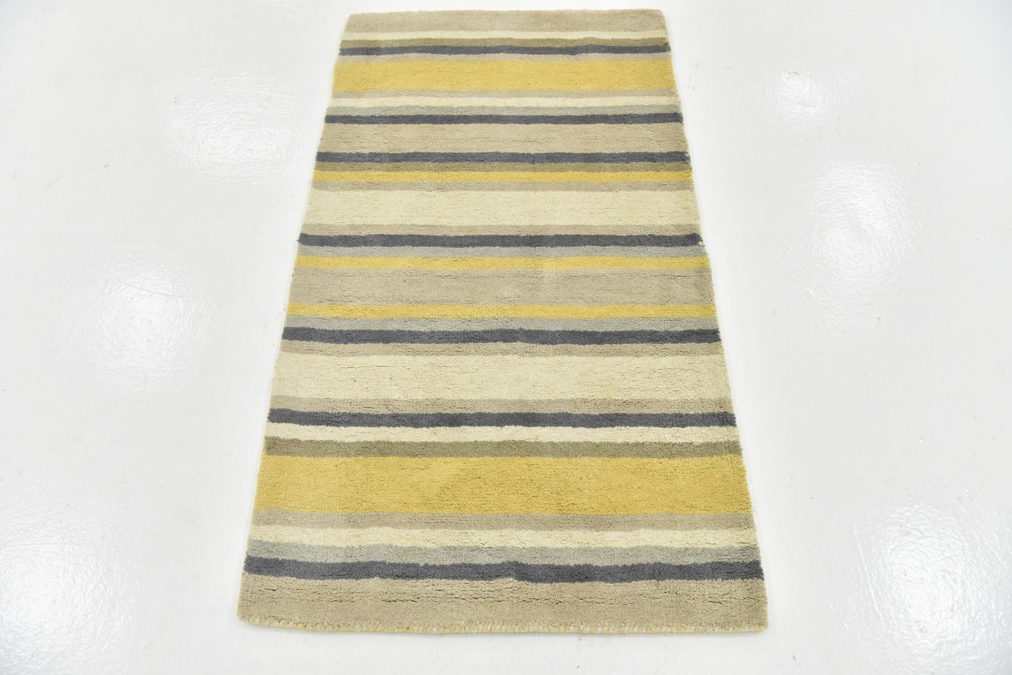 2' 8 x 4' 10 Luna Wool Rug