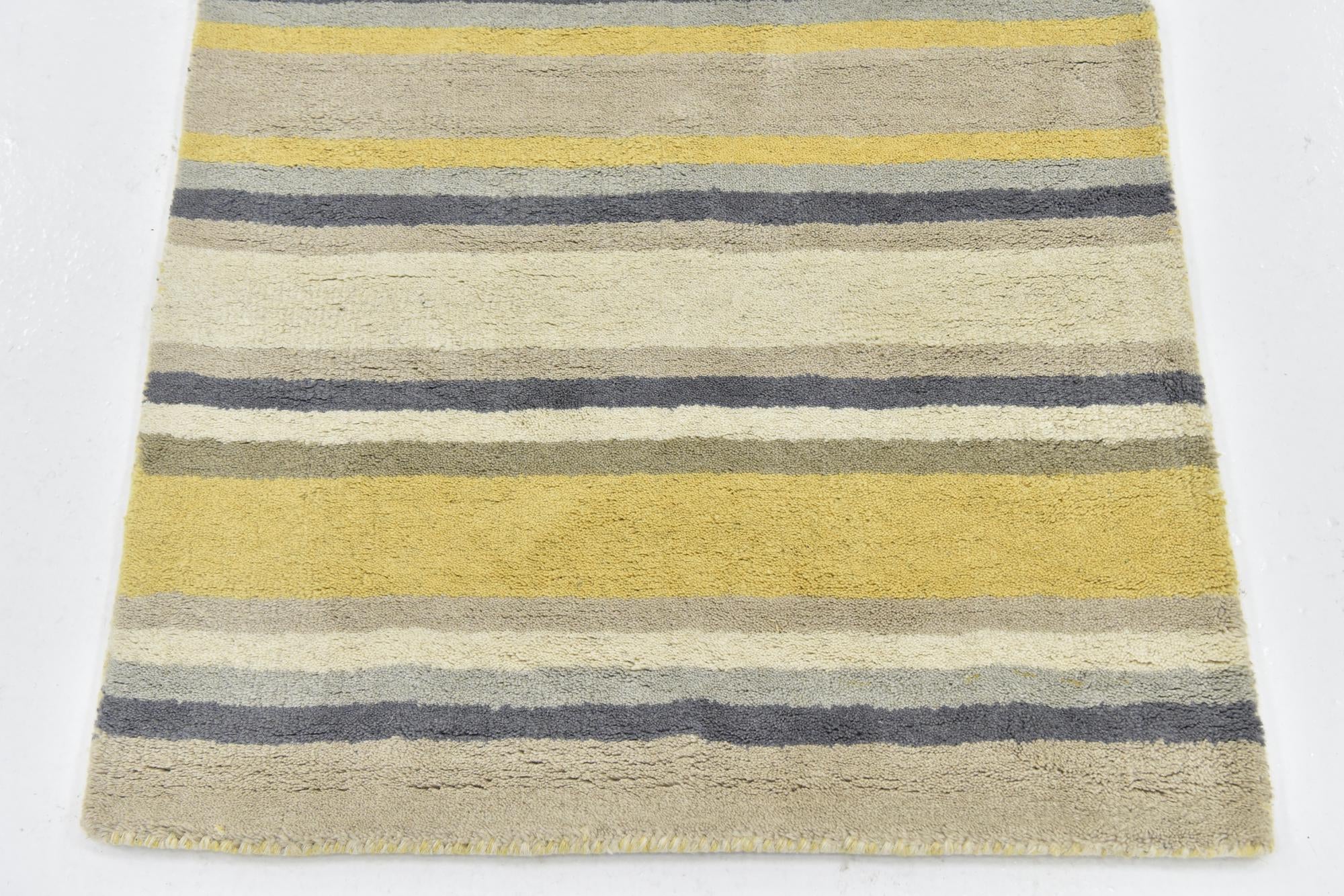 2' 8 x 4' 10 Luna Wool Rug