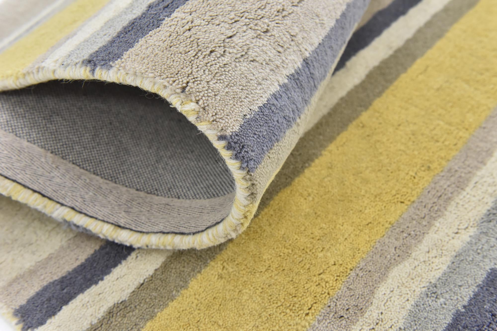 2' 8 x 4' 10 Luna Wool Rug