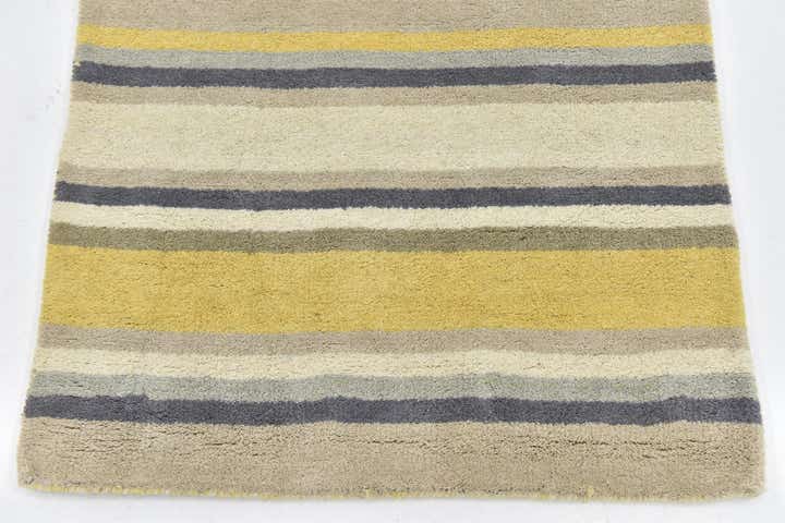 2' 8 x 4' 10 Luna Wool Rug