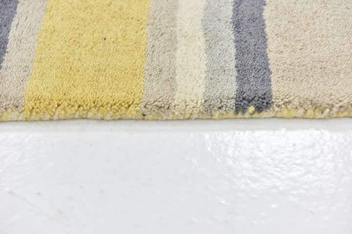 2' 8 x 4' 10 Luna Wool Rug
