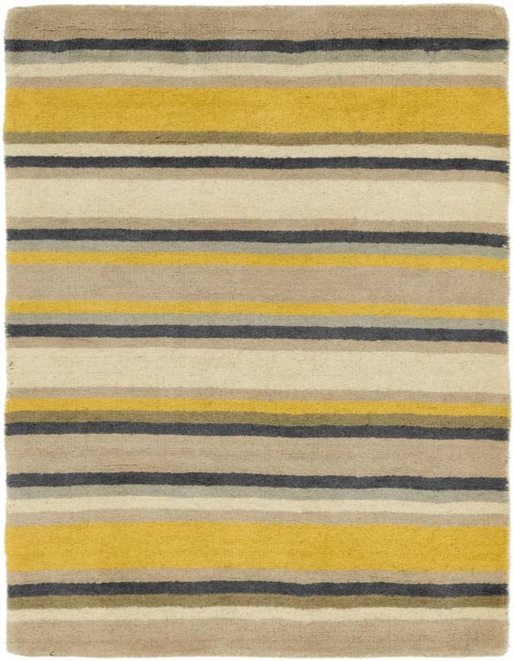 Detail image of 2' 8 x 4' 10 Luna Wool Rug
