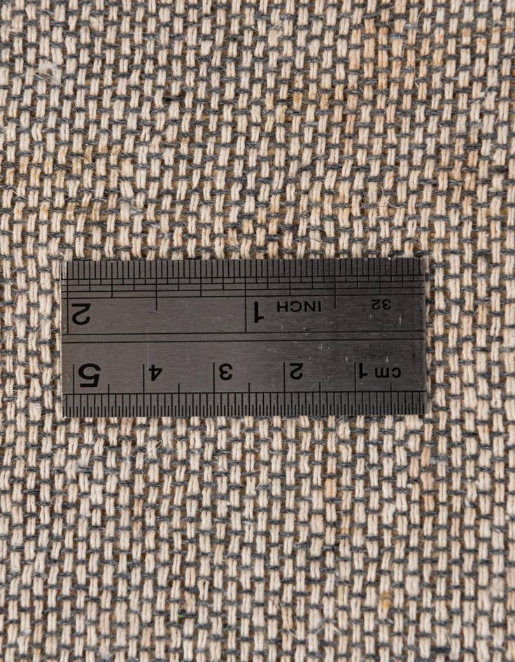 Detail image of 2' 9 x 5' Luna Wool Rug