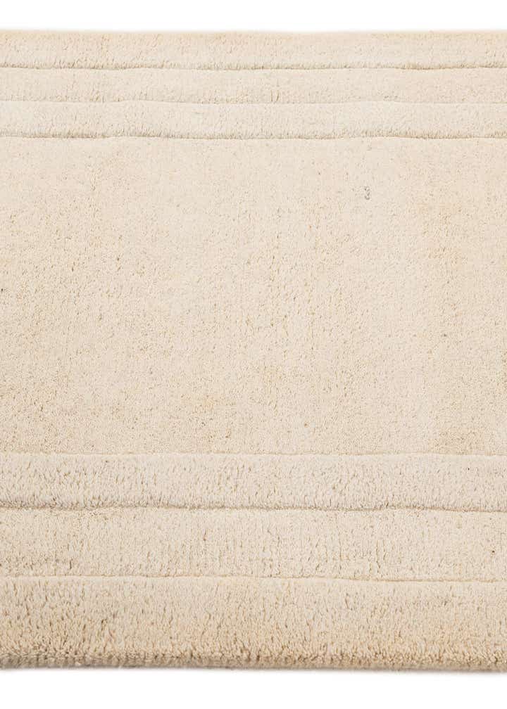 2' 9 x 5' Luna Wool Rug