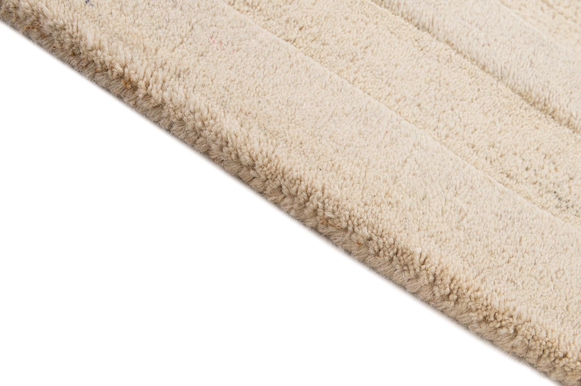 2' 8 x 4' 10 Luna Wool Rug