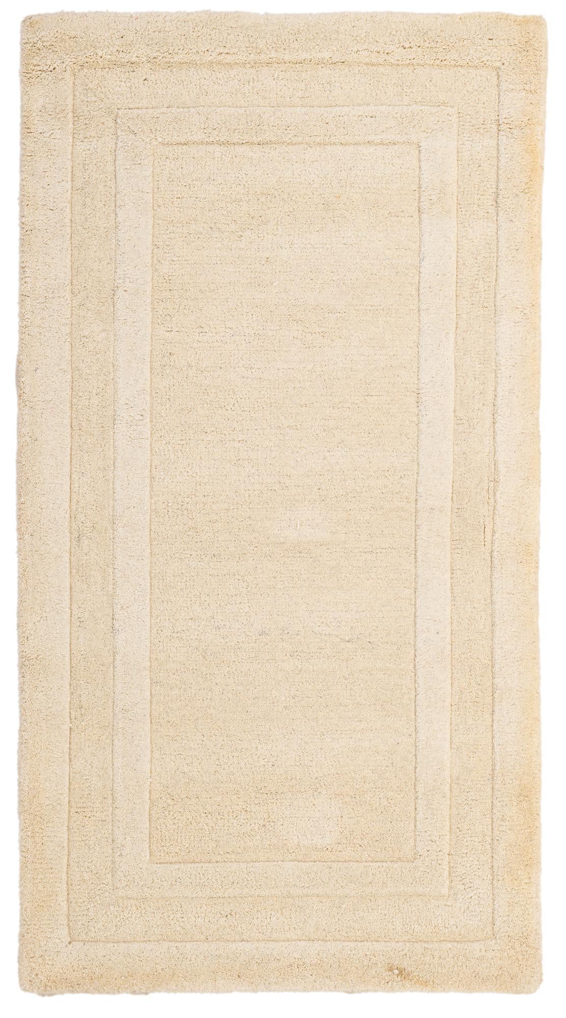 2' 8 x 4' 10 Luna Wool Rug