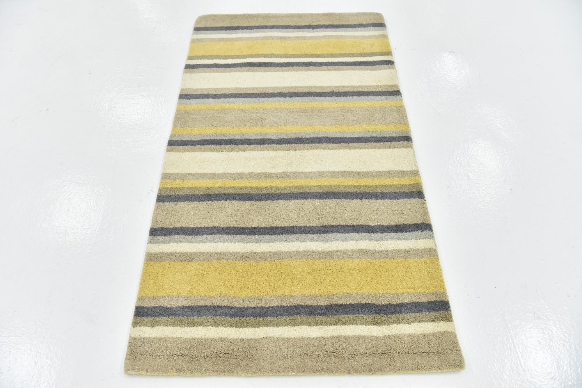 2' 8 x 4' 10 Luna Wool Rug