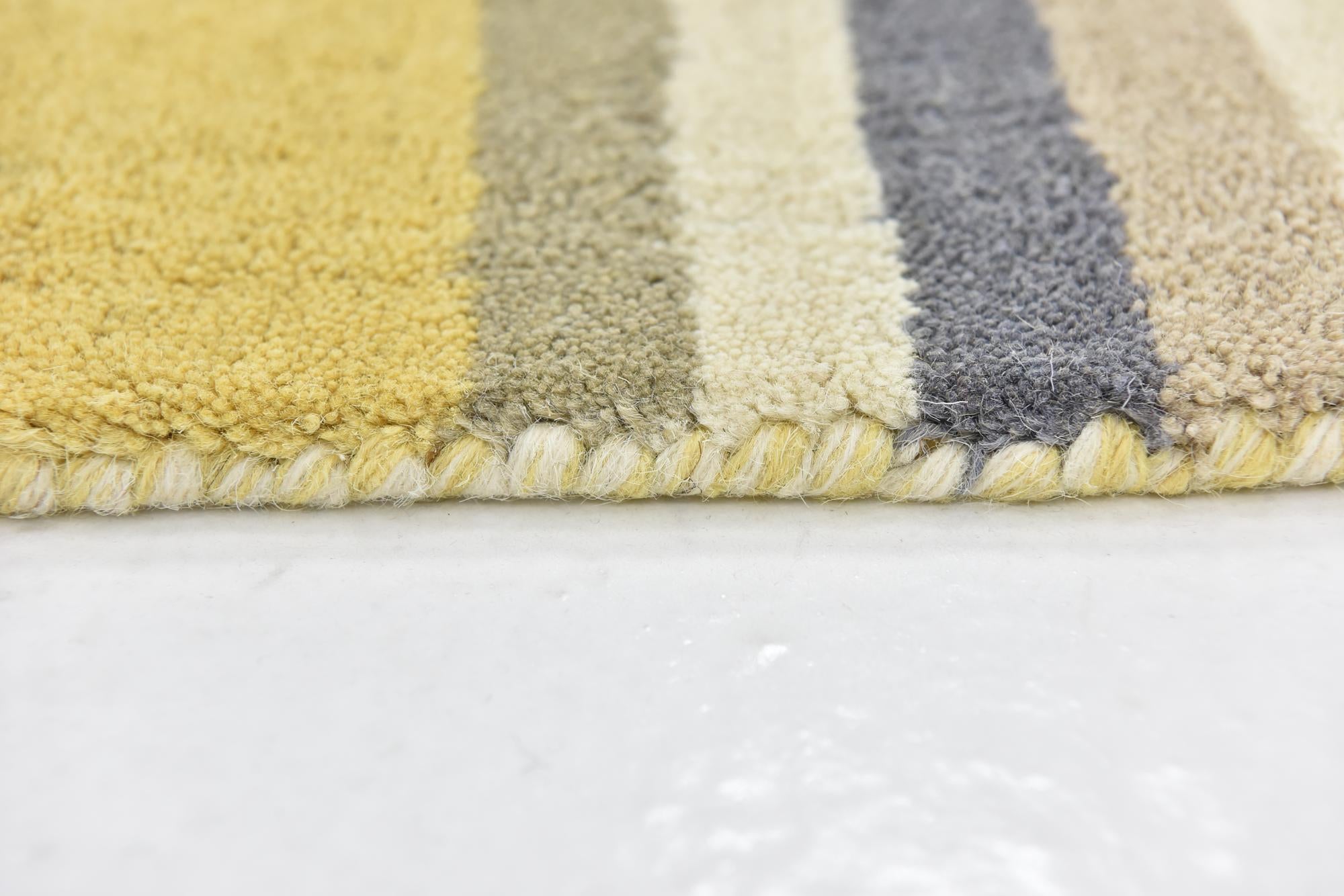 2' 8 x 4' 10 Luna Wool Rug
