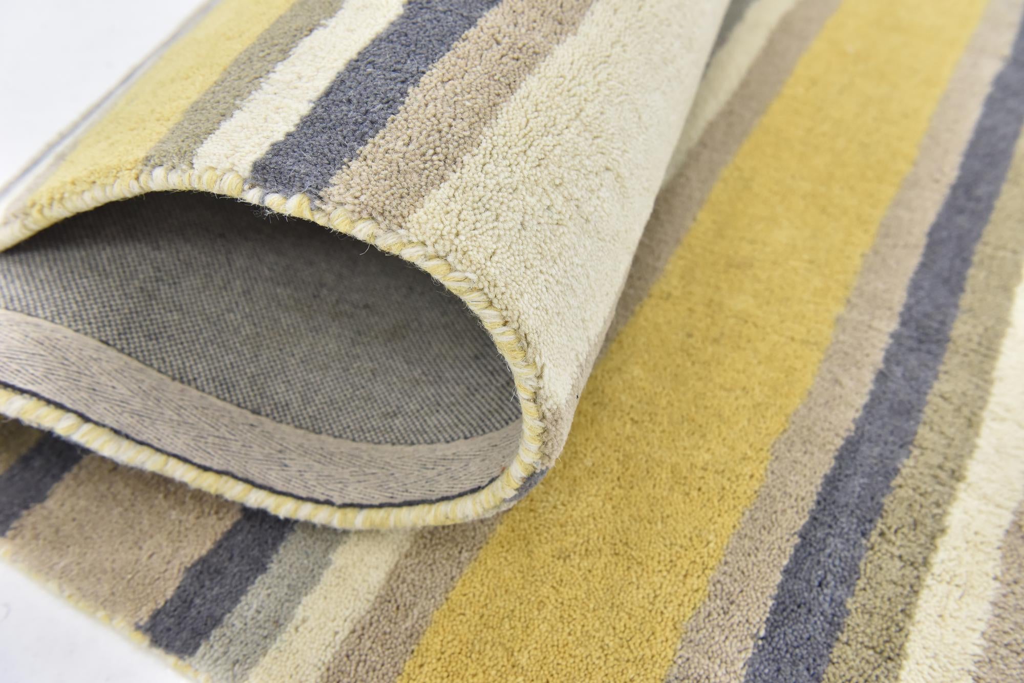 2' 8 x 4' 10 Luna Wool Rug