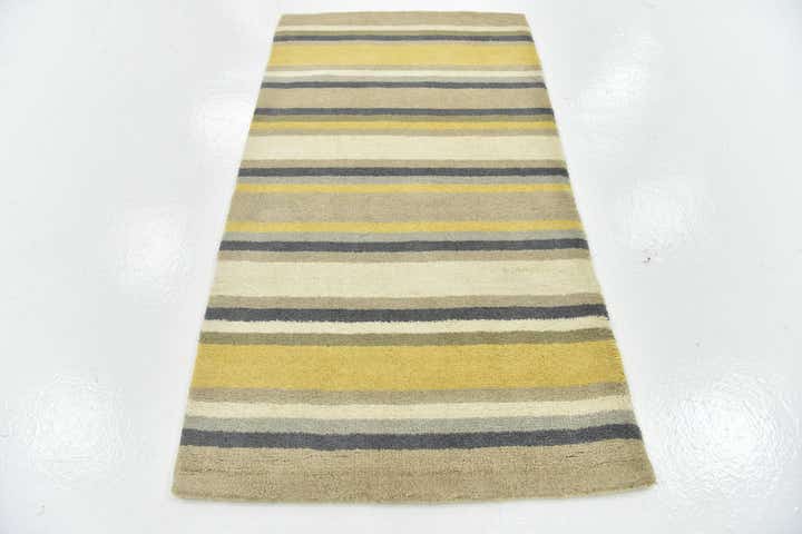 2' 8 x 4' 10 Luna Wool Rug
