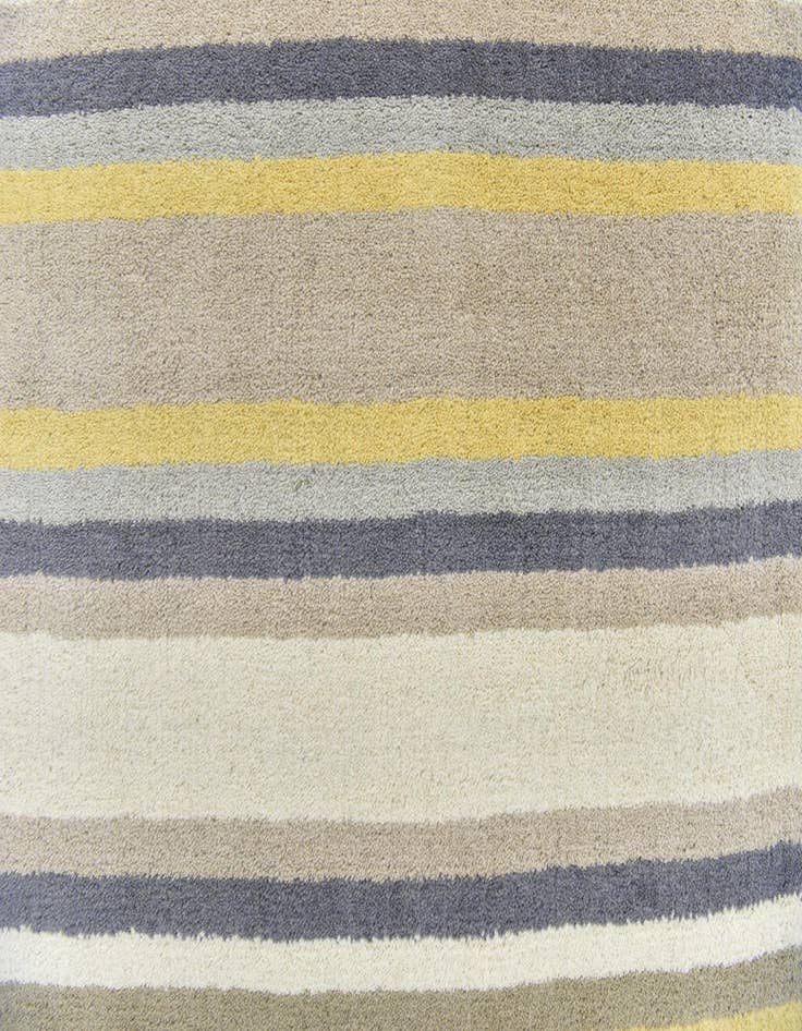 Detail image of 2' 8 x 4' 10 Luna Wool Rug