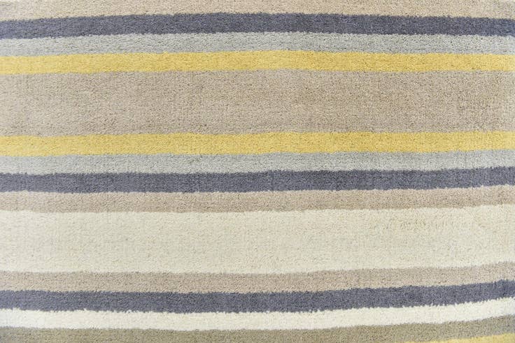 Detail image of 2' 8 x 4' 10 Luna Wool Rug