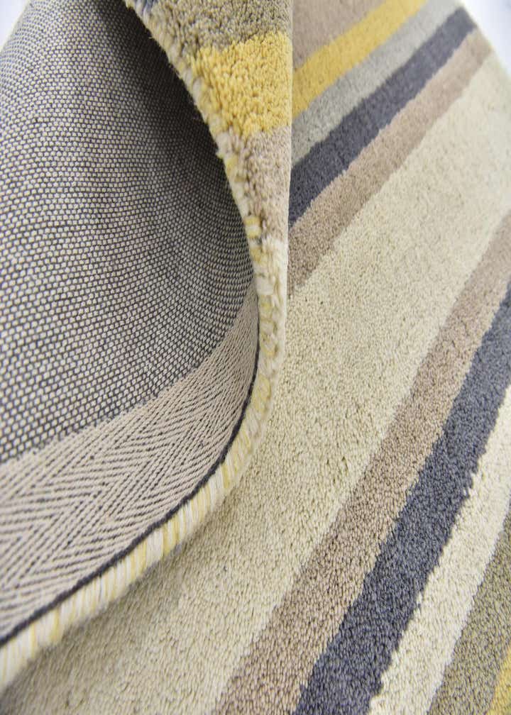 2' 8 x 4' 10 Luna Wool Rug