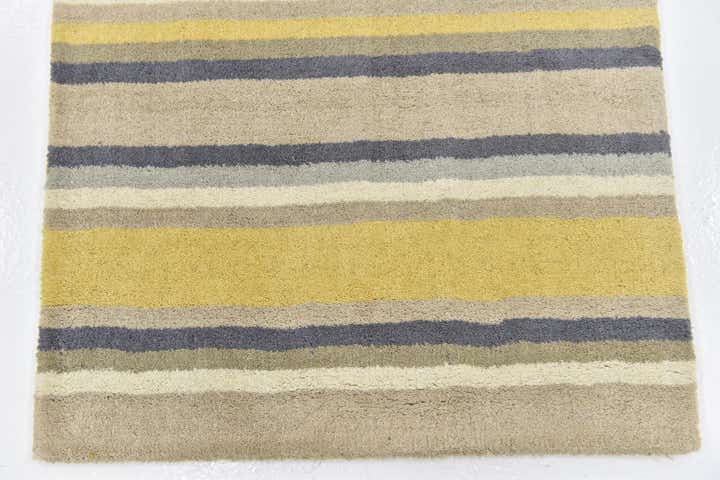 2' 9 x 4' 10 Luna Wool Rug