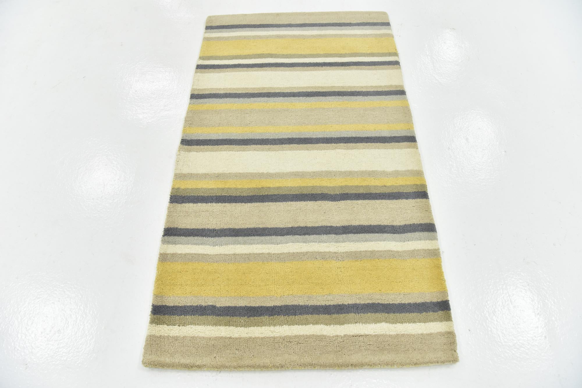 2' 8 x 4' 10 Luna Wool Rug