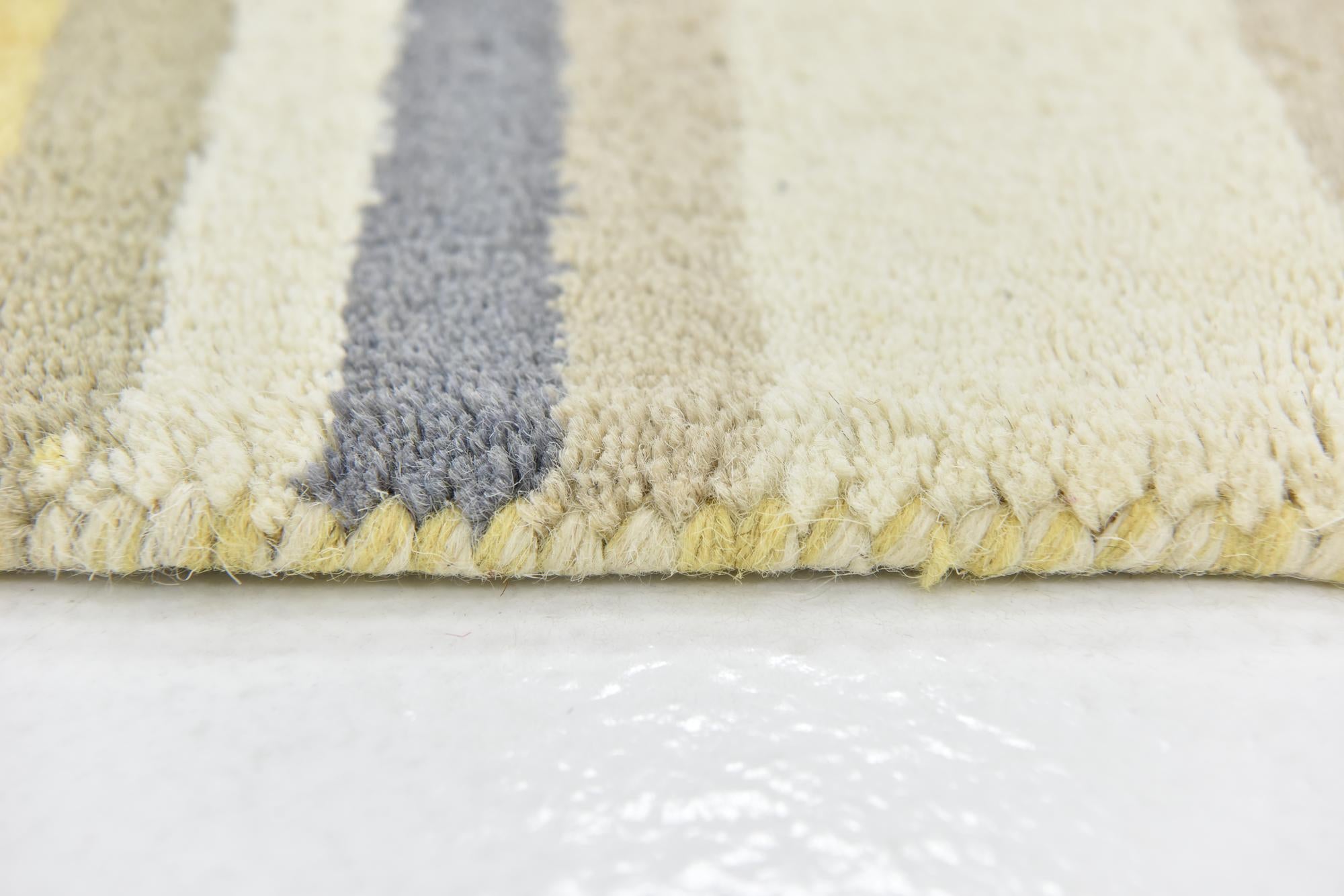 2' 8 x 4' 10 Luna Wool Rug