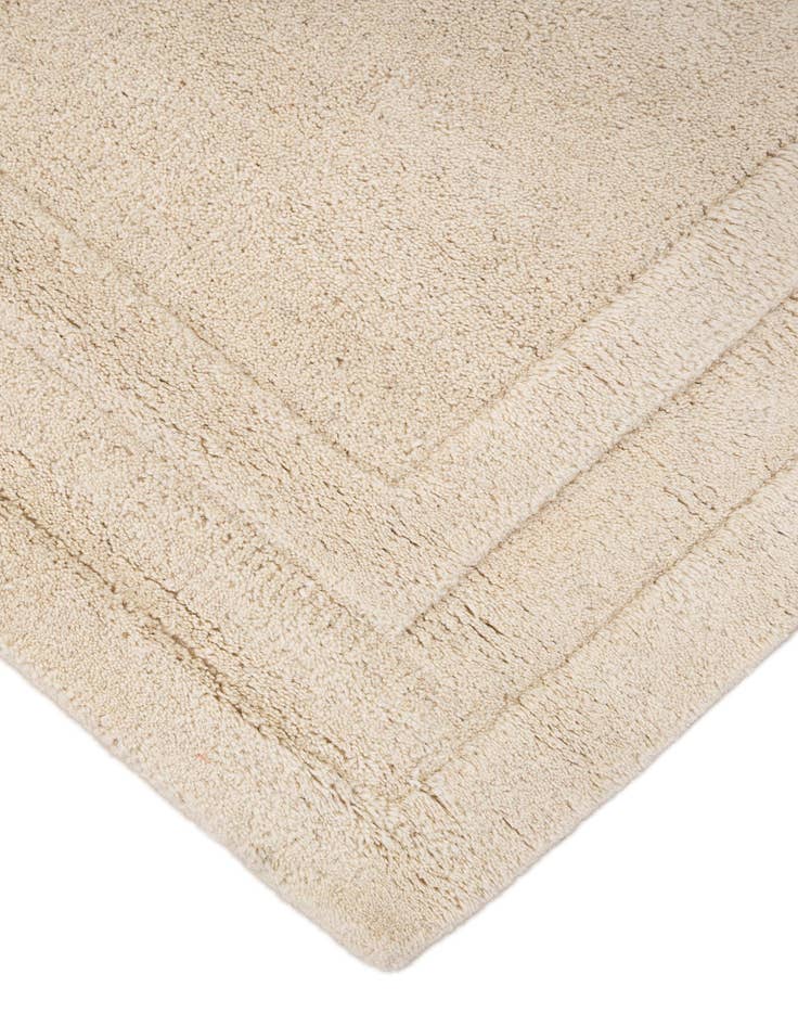 Detail image of 2' 8 x 5' Luna Wool Rug