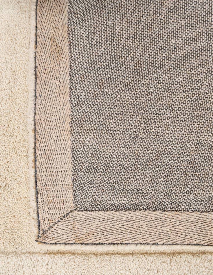 Detail image of 2' 8 x 5' Luna Wool Rug