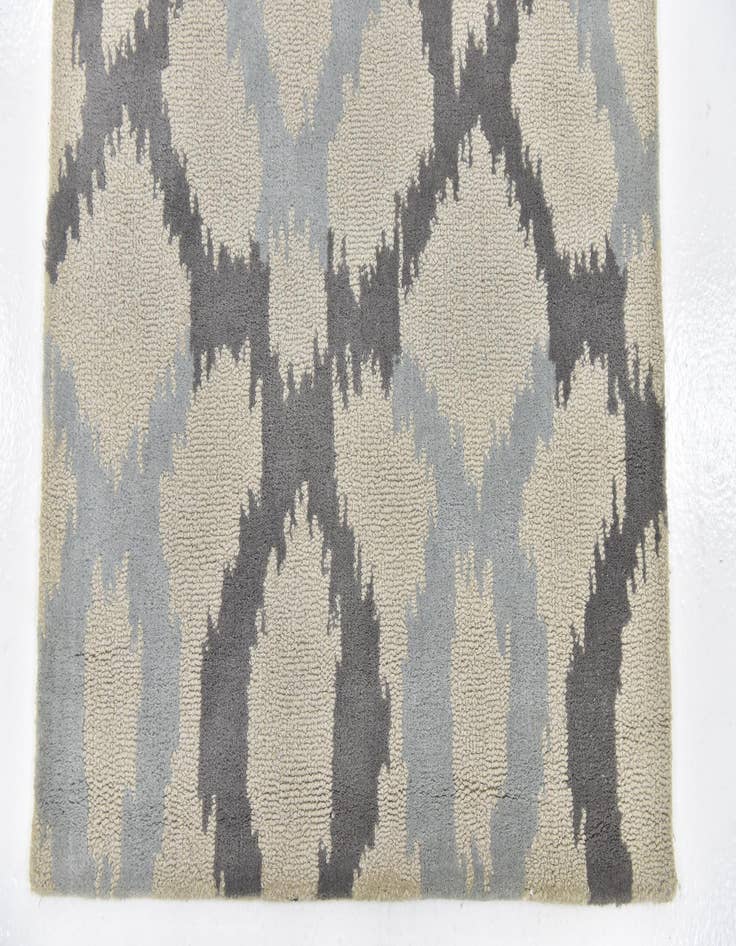 Detail image of 3' x 5' Luna Wool Rug