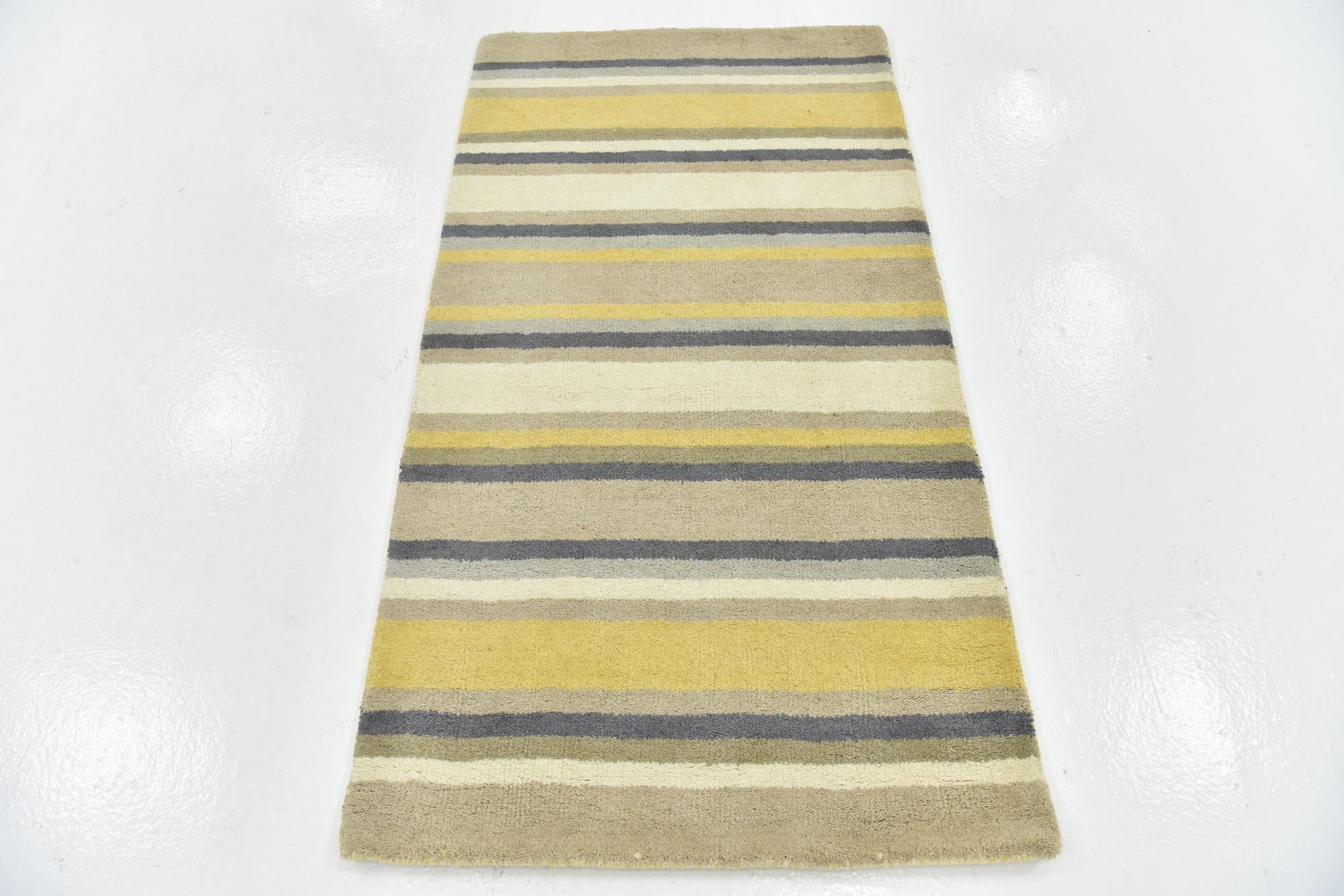 2' 8 x 4' 10 Luna Wool Rug