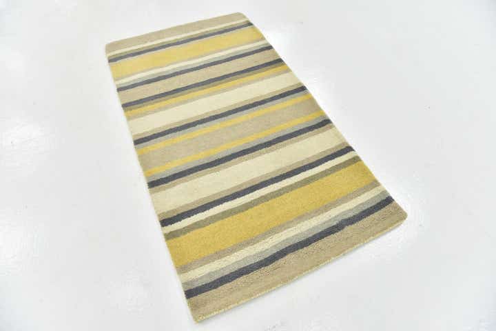 2' 8 x 4' 10 Luna Wool Rug