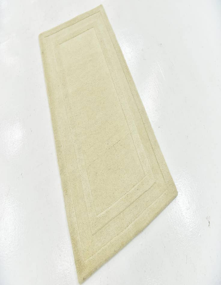 Detail image of 2' 8 x 5' Luna Wool Rug