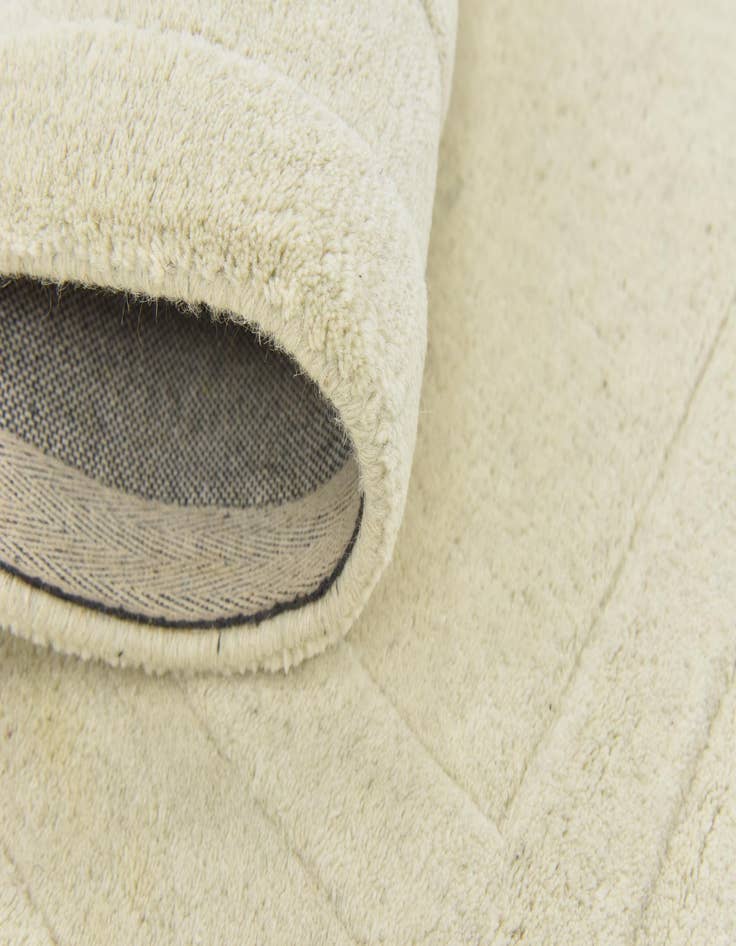 Detail image of 2' 8 x 5' Luna Wool Rug