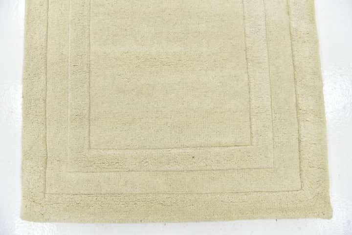 2' 8 x 5' Luna Wool Rug