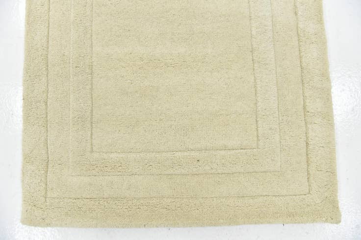 Detail image of 2' 8 x 5' Luna Wool Rug