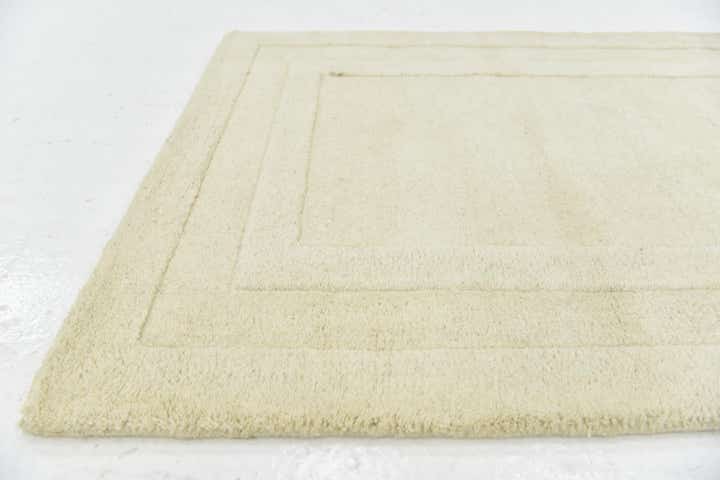 2' 8 x 5' Luna Wool Rug