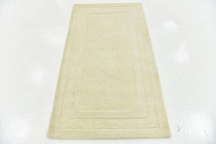 Detail image of 2' 9 x 5' Luna Wool Rug