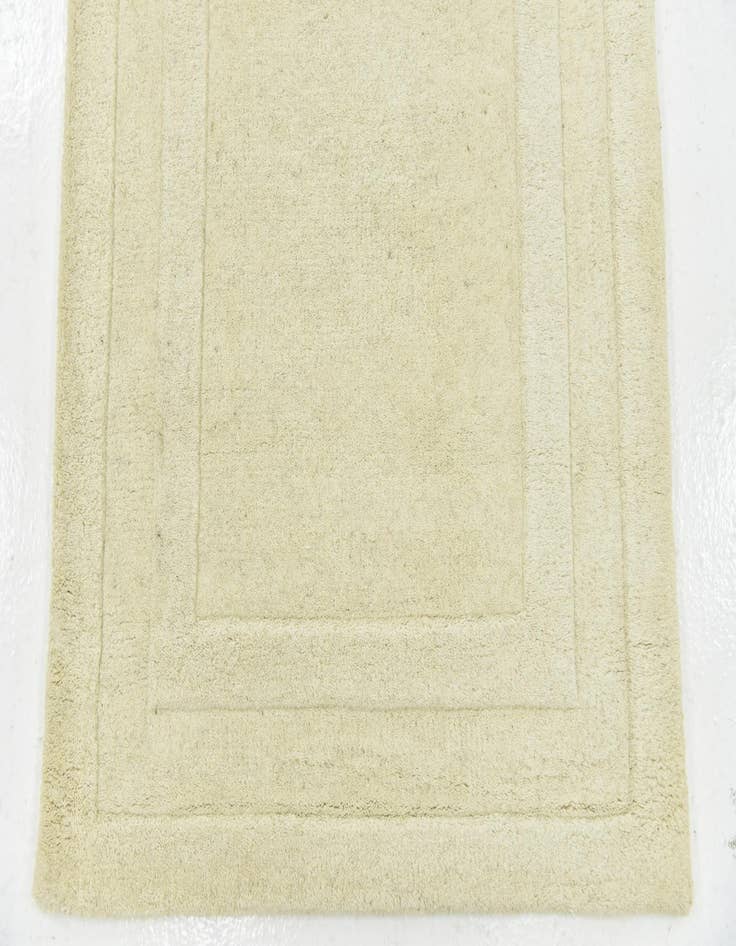 Detail image of 2' 9 x 5' Luna Wool Rug