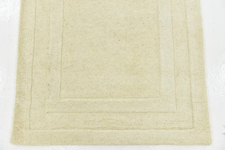 Detail image of 2' 9 x 5' Luna Wool Rug