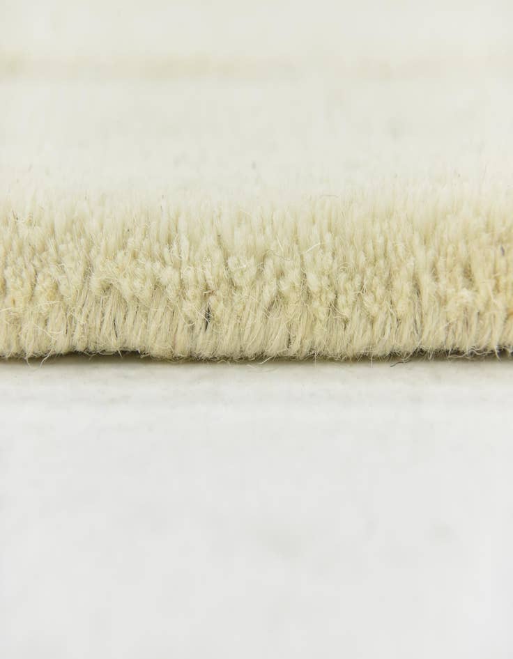 Detail image of 2' 9 x 5' Luna Wool Rug