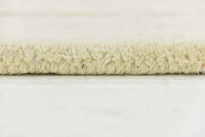 2' 9 x 5' Luna Wool Rug