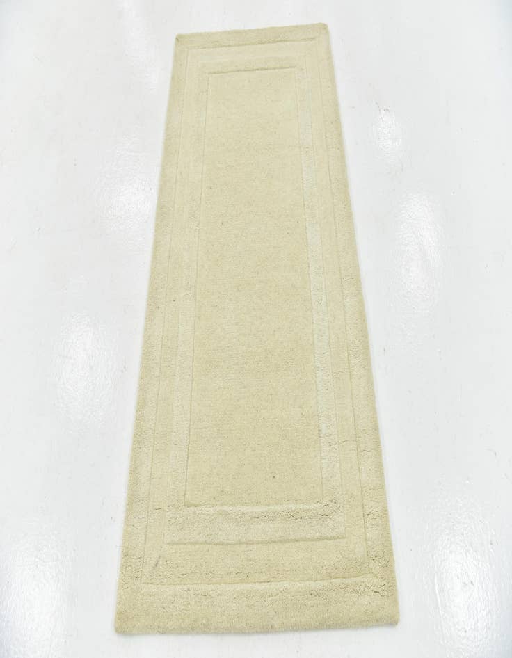 Detail image of 2' 8 x 5' Luna Wool Rug