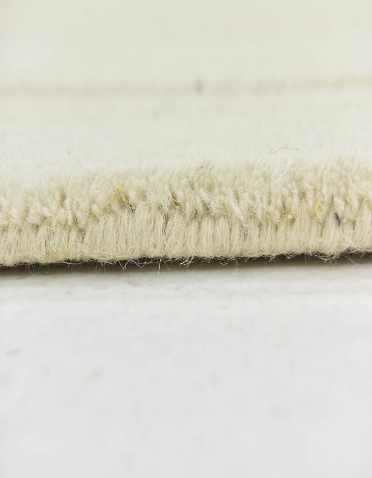 Detail image of 2' 8 x 5' Luna Wool Rug