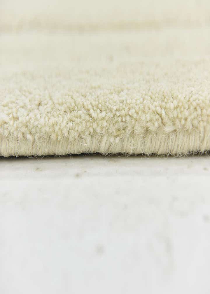 2' 7 x 4' 10 Luna Wool Rug